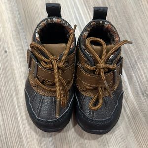 Sonoma toddler 5 boots with laces and Velcro